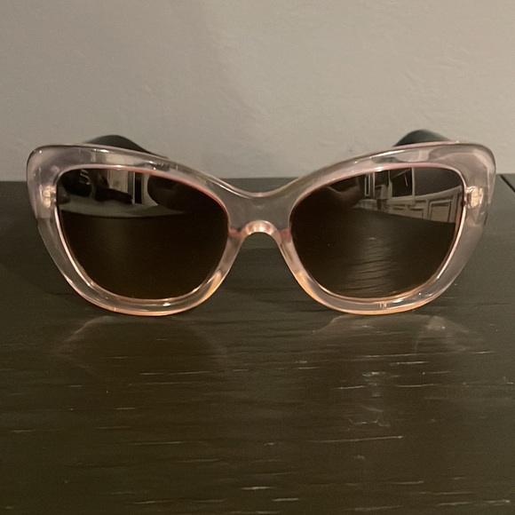 Coach HC Sunglasses - Picture 3 of 11